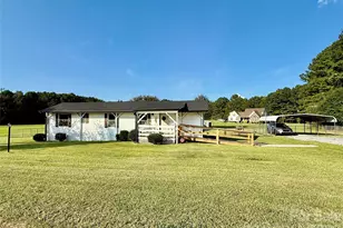6191 Richburg Rd, Great Falls, SC 29055 - Photo 2