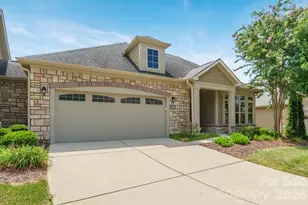 5028 Polo Gate Boulevard, Charlotte, NC 28216 - Photo 2