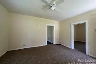 622 Woodlawn Ave, Mount Holly, NC 28120 - Photo 2