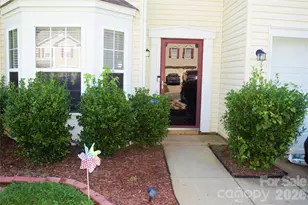 9006 Red Clay Ln, Charlotte, NC 28269 - Photo 2
