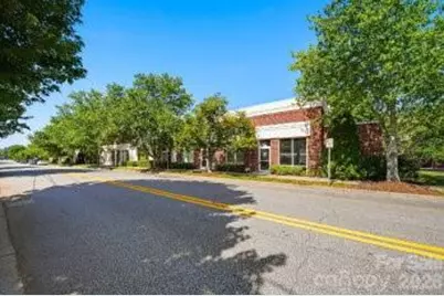 1381 N Center Street, Hickory, NC 28601 - Photo 18