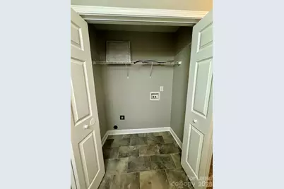 124 Crestwood Drive, Mount Holly, NC 28120 - Photo 10