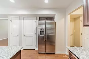 1829 Evergreen Dr, Charlotte, NC 28208 - Photo 18