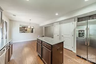 1829 Evergreen Dr, Charlotte, NC 28208 - Photo 14