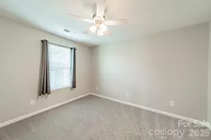 1829 Evergreen Dr, Charlotte, NC 28208 - Photo 20