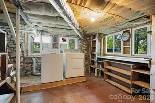 441 8th Ave Dr NW, Hickory, NC 28601 - Photo 32