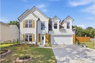 7204 Hidden Creek Drive, Charlotte, NC 28214 - Photo 2