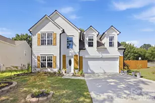 7204 Hidden Creek Dr, Charlotte, NC 28214 - Photo 2