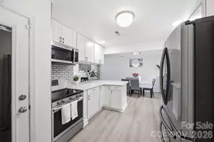 7204 Hidden Creek Dr, Charlotte, NC 28214 - Photo 12