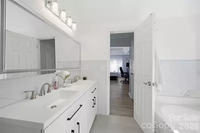 7204 Hidden Creek Drive, Charlotte, NC 28214 - Photo 20