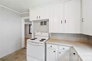 2304 McLean St, Gastonia, NC 28054 - Photo 18