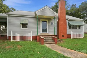 2304 McLean St, Gastonia, NC 28054 - Photo 6