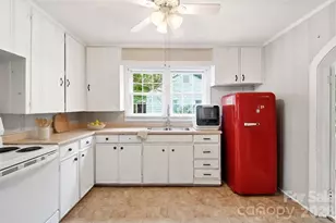 2304 McLean St, Gastonia, NC 28054 - Photo 16