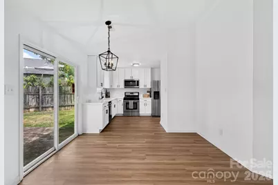 5733 Cardington Court, Charlotte, NC 28216 - Photo 6