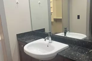 505 E 6th St, Charlotte, NC 28202 - Photo 12