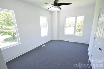 5108 Eaton Circle, Charlotte, NC 28208 - Photo 8