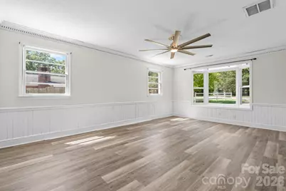5795 Valley Field Road, Hickory, NC 28602 - Photo 14