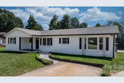 5795 Valley Field Road, Hickory, NC 28602 - Photo 2
