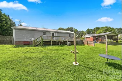 425 Heritage Farm Road, Hickory, NC 28601 - Photo 4