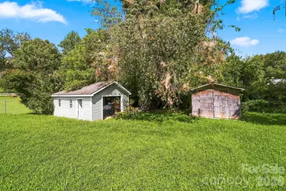425 Heritage Farm Road, Hickory, NC 28601 - Photo 6