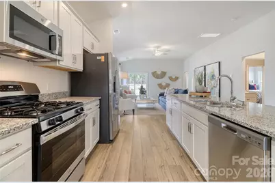 5009 Montoya Street, Charlotte, NC 28215 - Photo 8