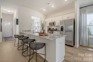 5009 Montoya St, Charlotte, NC 28215 - Photo 4