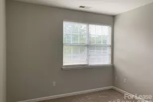 933 Central Park Cir, Davidson, NC 28036 - Photo 10