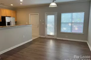 933 Central Park Cir, Davidson, NC 28036 - Photo 6