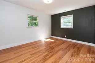1009 Sharon Ridge Rd, Fairview, NC 28730 - Photo 12