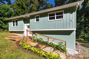 1009 Sharon Ridge Rd, Fairview, NC 28730 - Photo 2