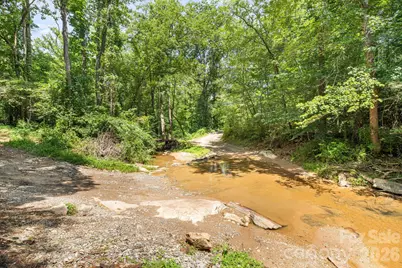 99999 Mid Court Drive, Asheville, NC 28804 - Photo 4