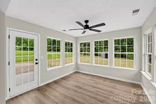1034 Chalk Hill Ln, Charlotte, NC 28214 - Photo 26