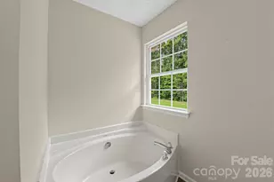 1034 Chalk Hill Ln, Charlotte, NC 28214 - Photo 14