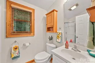 185 Bluebird Ln, Spruce Pine, NC 28777 - Photo 18