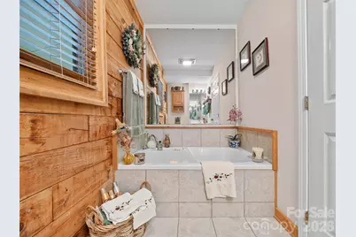 185 Blue Bird Lane, Spruce Pine, NC 28777 - Photo 14