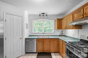 2230 Walnut Hollow Rd, Brevard, NC 28712 - Photo 12