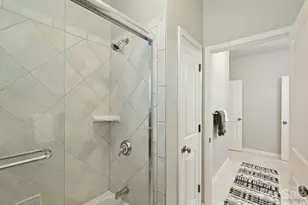 8843 Heydon Hall Cir, Charlotte, NC 28210 - Photo 34