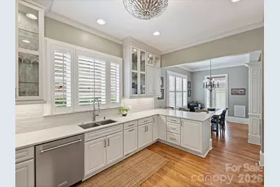 8843 Heydon Hall Circle, Charlotte, NC 28210 - Photo 16