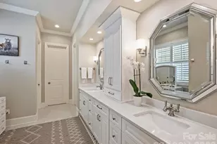 8843 Heydon Hall Cir, Charlotte, NC 28210 - Photo 20