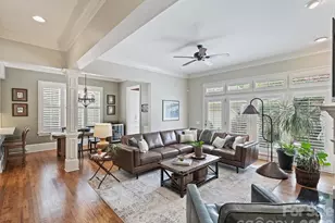 8843 Heydon Hall Cir, Charlotte, NC 28210 - Photo 10