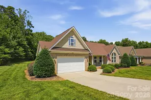 107 E Vista View Place, Mooresville, NC 28117 - Photo 2