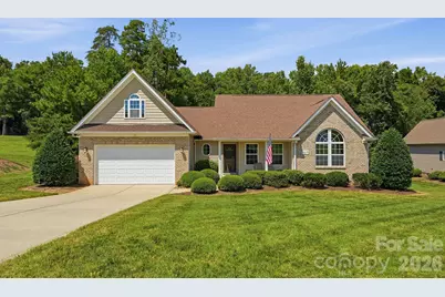 107 E Vista View Place, Mooresville, NC 28117 - Photo 1