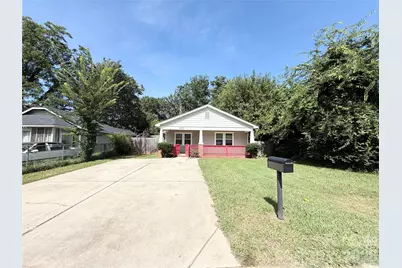 2107 Custer Street, Charlotte, NC 28216 - Photo 2