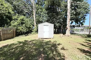 2107 Custer St, Charlotte, NC 28216 - Photo 30