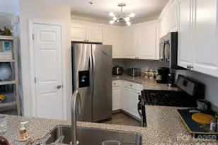 18015 Kings Point Dr, Cornelius, NC 28031 - Photo 4