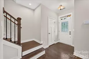 2017 Birchside Dr, Charlotte, NC 28205 - Photo 4