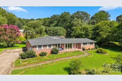324 Northwood Park, Taylorsville, NC 28681 - Photo 2