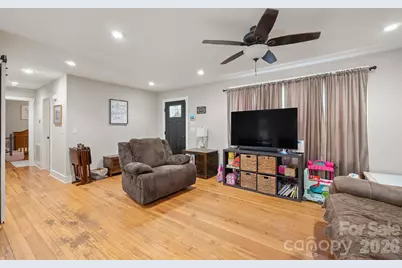 607 E 17th Street, Newton, NC 28658 - Photo 8