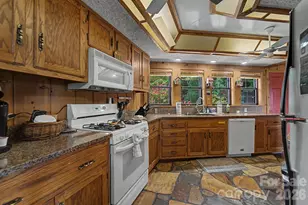 630 Smokey Vista Dr, Bryson City, NC 28713 - Photo 10