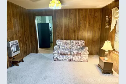 36 Holly Street, Great Falls, SC 29055 - Photo 6